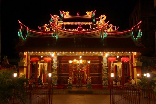 Klenteng  Tionghoa Tradisi dan Budaya Tionghoa