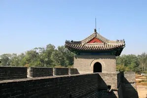 Gerbang Shanhai dijaga ketat untuk menangkal serangan musuh dari tenggara selama berabad-abad
