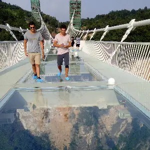 Jembatan Kaca Zhangjiajie