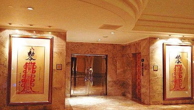 Tips Menginap di Hotel Berhantu (Yang Suka Berwisata Seorang Diri Wajib